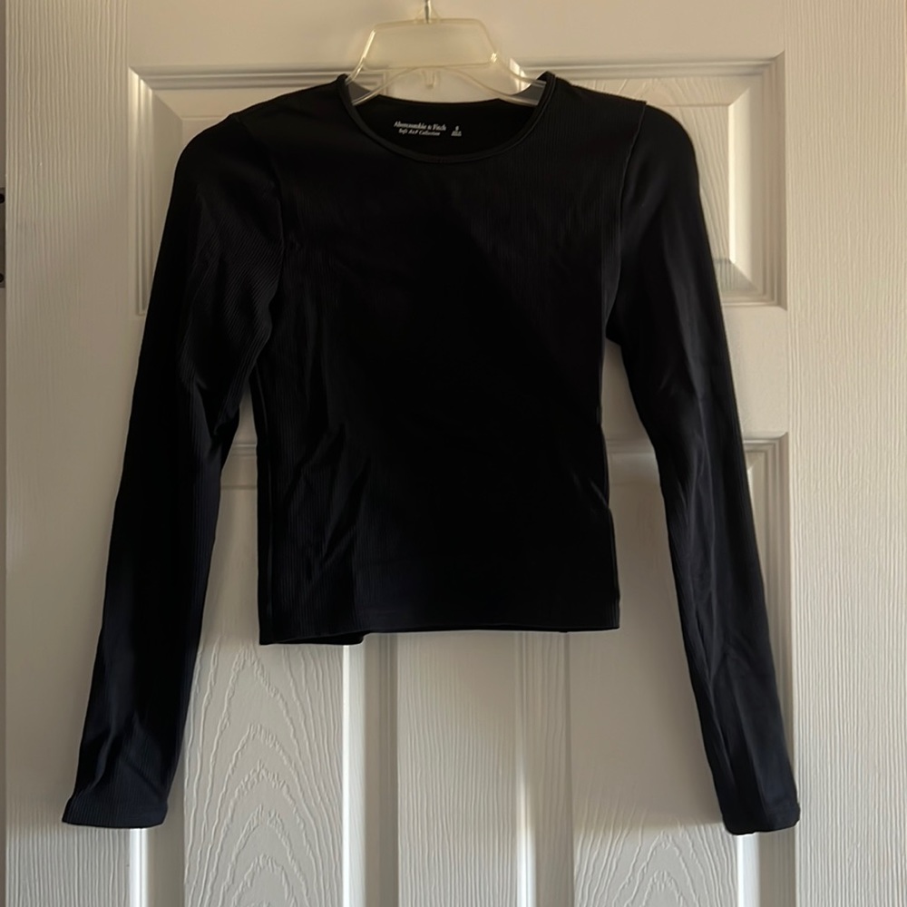 Abercrombie & Fitch Soft AF long sleeve ribbed shirt small